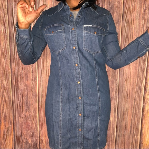 Calvin Klein Jeans Retro Denim Shirt Dress - Picture 3 of 4